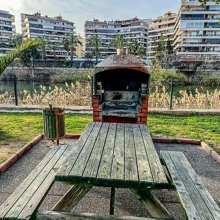 Spacious Flat At The Pool, Huge Balcony, 2 Bedroom * אלאניה